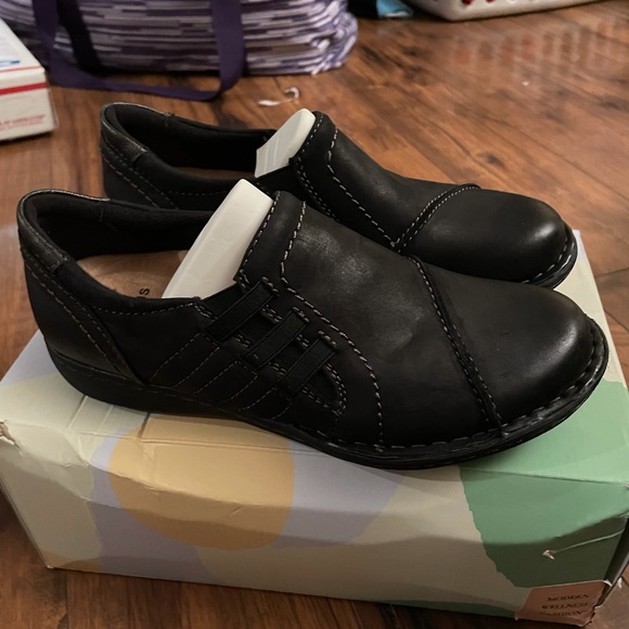 Earth Origins Tamara Teri Shoes - Leather, Slip-On - Picture 3 of 4